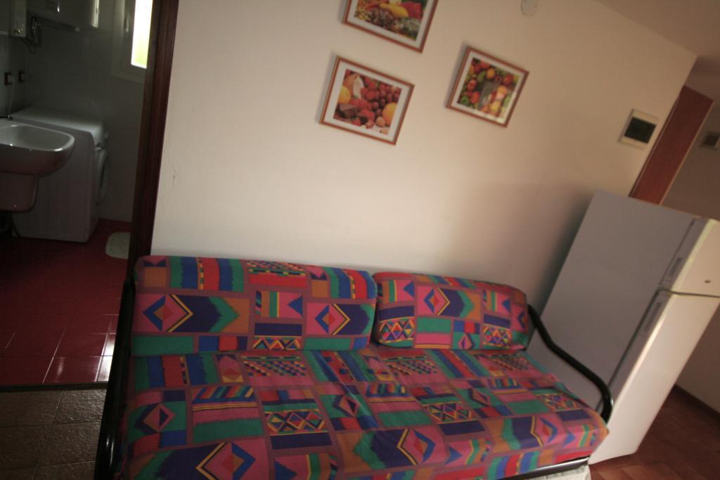 Ba - Villa Stella - 3 Apartments- Lignano Sabbiadoro Zewnętrze zdjęcie